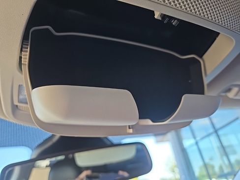 Used 2022 Ford Edge Titanium w/ Equipment Group 301A image 65