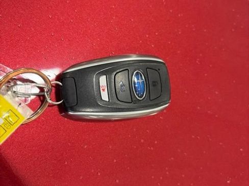 Used 2025 Subaru Outback Premium AWD/4WD image 25