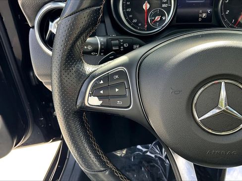 Used 2018 Mercedes-Benz GLA 250 4MATIC image 24