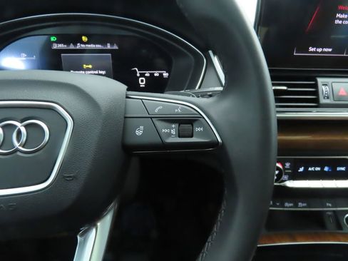 Used 2023 Audi Q5 2.0T Premium Plus w/ Premium Plus Package image 12