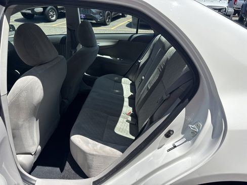 Used 2009 Toyota Corolla LE FWD image 19