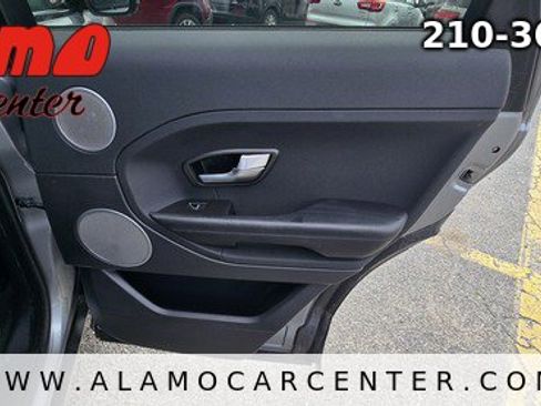 Used 2015 Land Rover Range Rover Evoque Pure Plus image 22