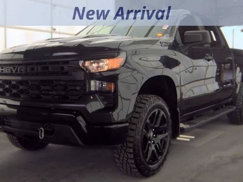 Used 2024 Chevrolet Silverado 1500 Custom Trail Boss w/ LPO, Dark Essentials Package AWD/4WD image 1