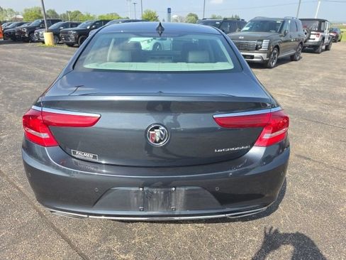 Used 2019 Buick LaCrosse Essence FWD image 6