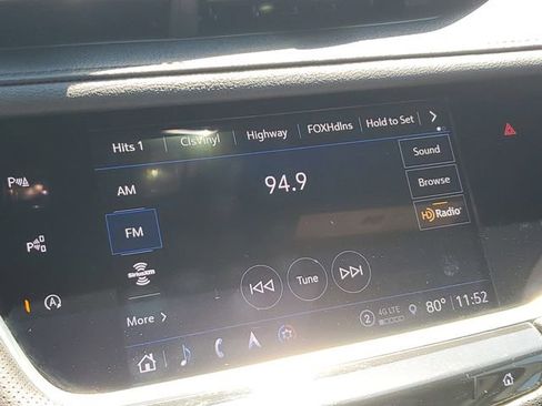 Used 2022 Cadillac XT5 Sportv w/ Technology Package AWD/4WD image 13