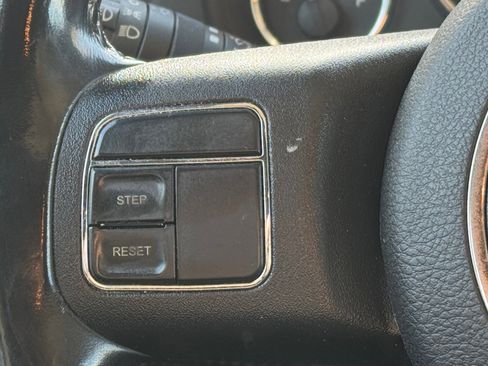 Used 2018 Jeep Wrangler Unlimited Sport S image 17