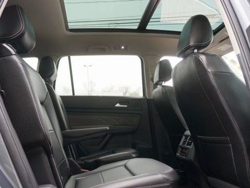 Certified 2023 Volkswagen Atlas SE w/ Panoramic Sunroof Package image 52