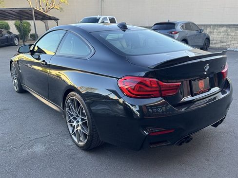 Used 2018 BMW M4 Coupe w/ Competition Package RWD image 14