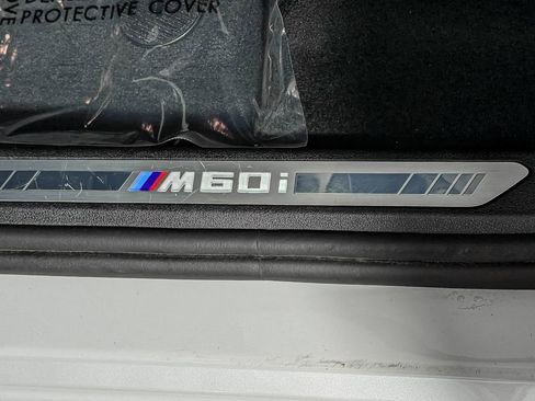 Certified 2025 BMW X7 M60i image 15