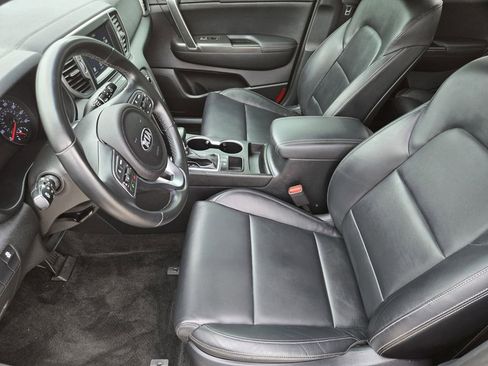 Used 2017 Kia Sportage EX FWD image 18