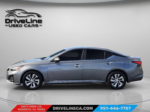 Used 2023 Nissan Altima 2.5 S FWD image 14