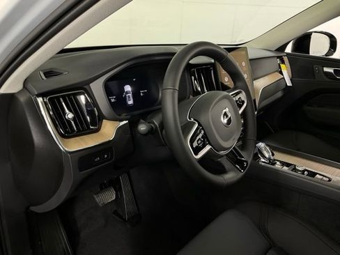 New 2026 Volvo XC60 T8 Plus w/ Protection Package Premier image 19