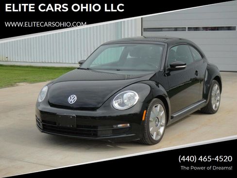 Used 2012 Volkswagen Beetle 2.5 image 1