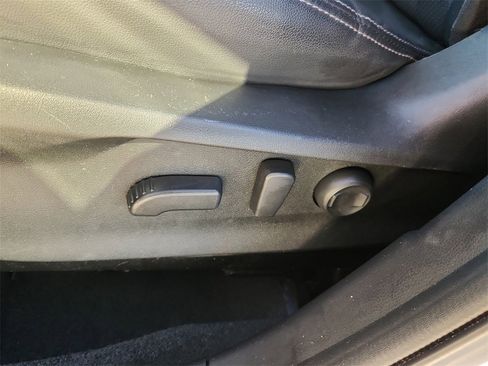 Used 2024 Subaru Forester Limited image 8