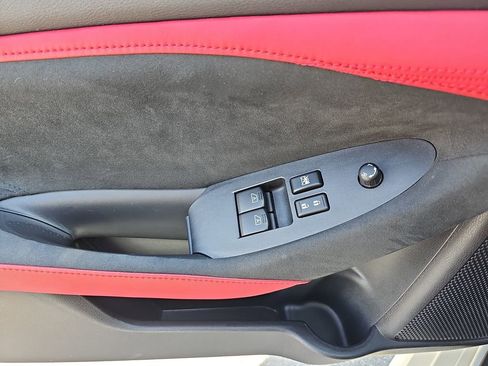 Used 2025 Nissan Z Performance w/ Floor Mat Package image 30