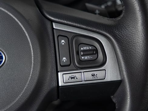 Used 2017 Subaru Outback 3.6R Limited image 32