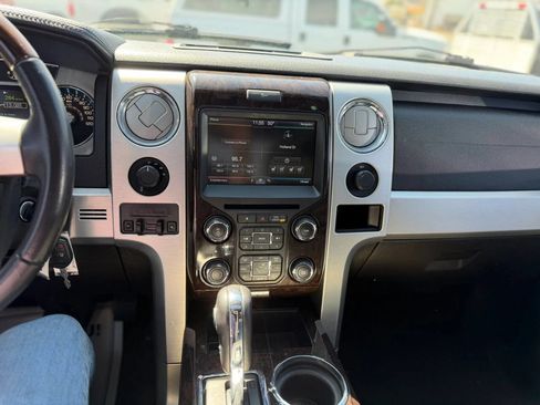 Used 2014 Ford F150 Platinum image 47