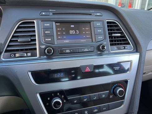 Used 2015 Hyundai Sonata SE w/ Option Group 09 image 29