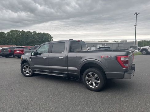 Used 2021 Ford F150 Lariat w/ Max Trailer Tow Package AWD/4WD image 4