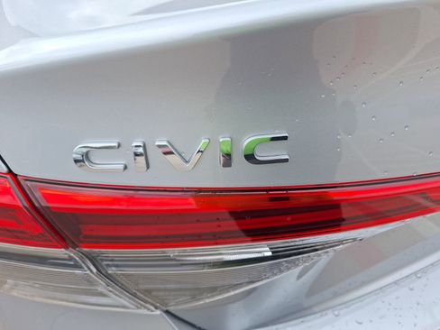 Used 2024 Honda Civic Touring image 13
