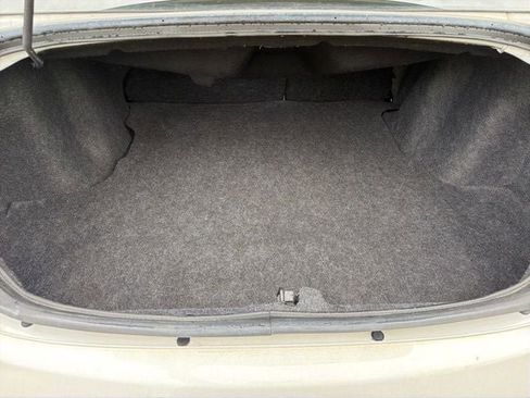 Used 2013 Chrysler 200 LX FWD image 17