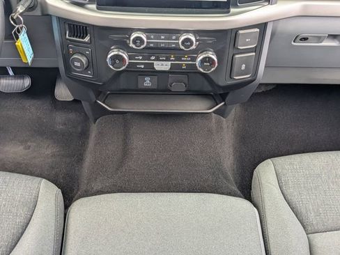 Used 2024 Ford F150 XLT AWD/4WD image 18