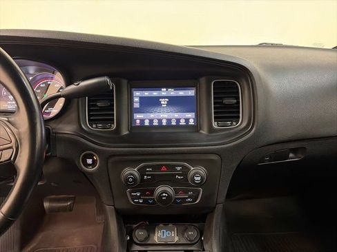 Used 2019 Dodge Charger Police w/ Street Appearance Group image 23