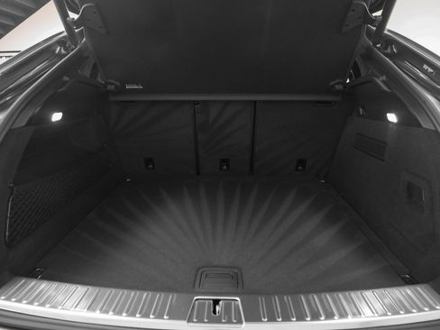 Certified 2025 Porsche Cayenne Coupe image 15