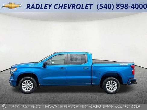 Used 2023 Chevrolet Silverado 1500 RST AWD/4WD image 2