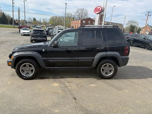Used 2005 Jeep Liberty Renegade image 4