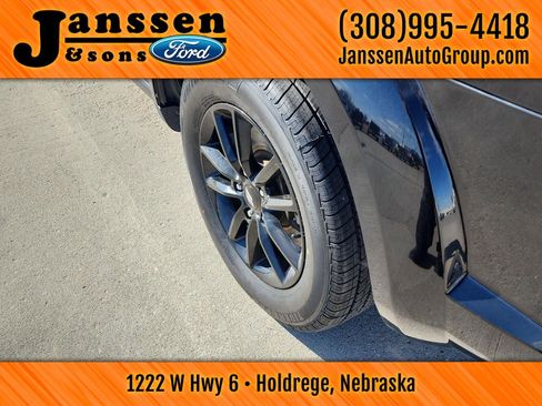 Used 2020 Dodge Journey SE w/ SE Popular Equipment Group image 14