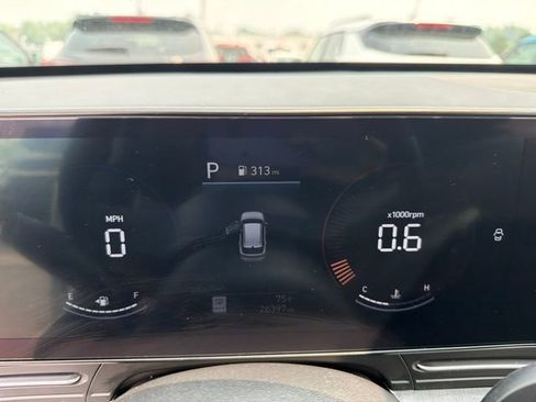 Used 2024 Hyundai Kona SEL AWD/4WD image 17