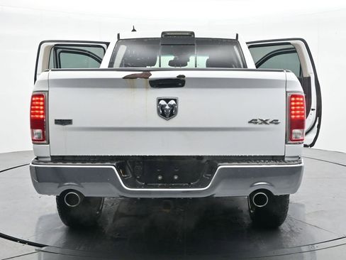 Used 2018 RAM 1500 Laramie image 41