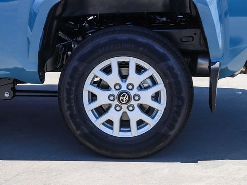 New 2026 Toyota Tacoma SR5 RWD image 9