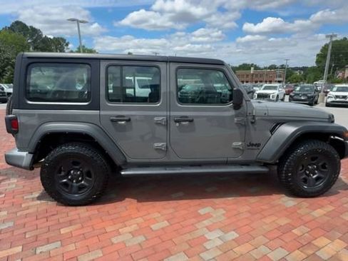 Used 2022 Jeep Wrangler Unlimited Sport AWD/4WD image 3