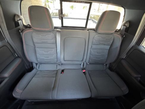 Used 2026 Nissan Frontier PRO-4X AWD/4WD image 34