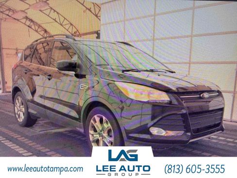 Used 2016 Ford Escape SE w/ SE Leather Comfort Package AWD/4WD image 4