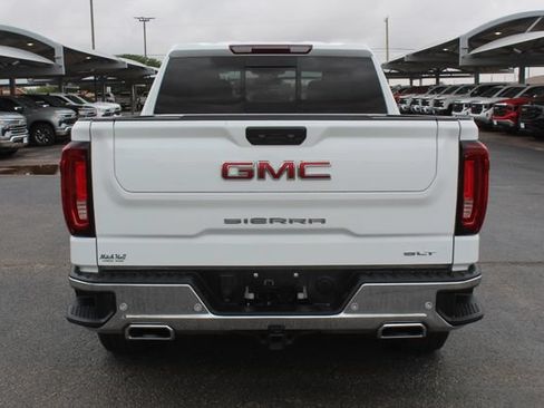 Used 2024 GMC Sierra 1500 SLT w/ SLT Premium Plus Package AWD/4WD image 4