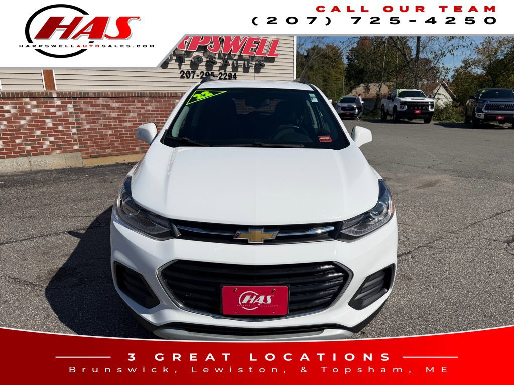 Used 2022 Chevrolet Trax LT w/ LT Convenience Package AWD/4WD image 9