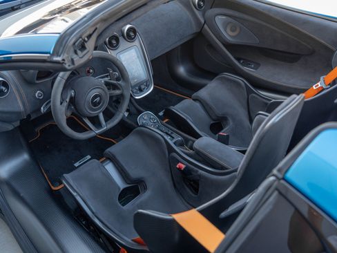 Used 2020 McLaren 600LT Spider image 6