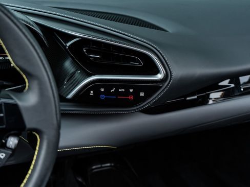 Used 2024 Ferrari 296 GTS image 31