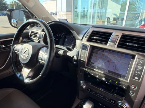 Used 2020 Lexus GX 460 Premium AWD/4WD image 29