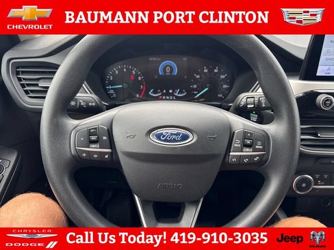 Used 2020 Ford Escape SE FWD image 13