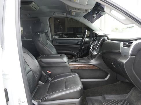Used 2015 Chevrolet Tahoe LT RWD image 18