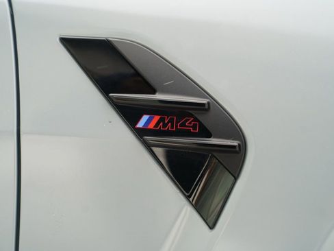 Used 2023 BMW M4 CSL image 29