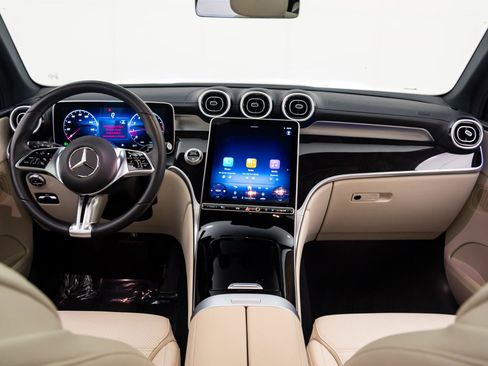 Certified 2025 Mercedes-Benz GLC 300 4MATIC image 11