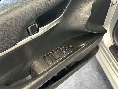 Used 2022 Toyota Camry LE image 11