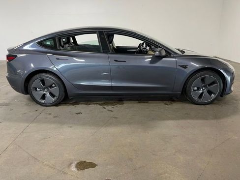 Used 2023 Tesla Model 3 Standard Range RWD image 2
