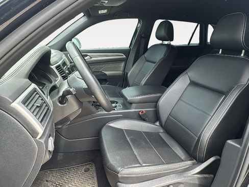 Used 2021 Volkswagen Atlas Cross Sport SE AWD/4WD image 13