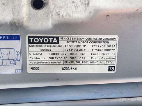 Used 2018 Toyota Camry SE FWD image 12